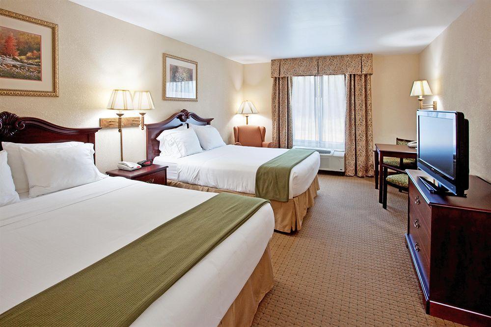 Holiday Inn Express Камден Екстер'єр фото